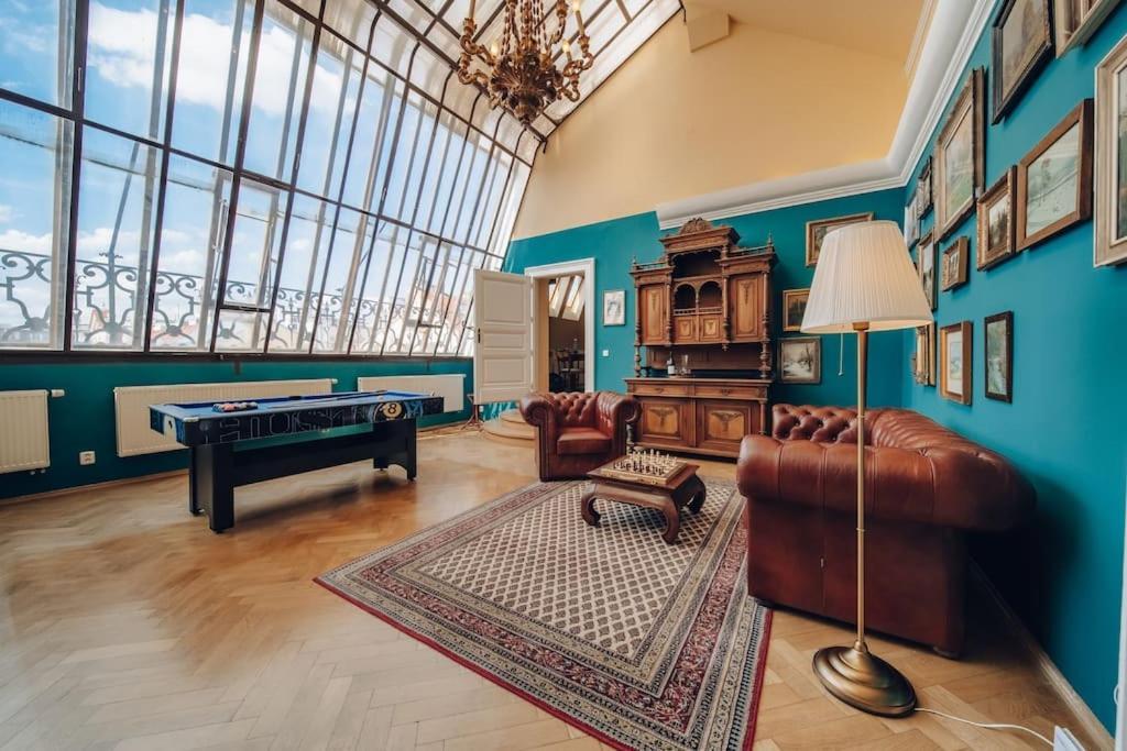 Magnificent Historical Penthouse In The Heart Of Prague Apartment Luaran gambar