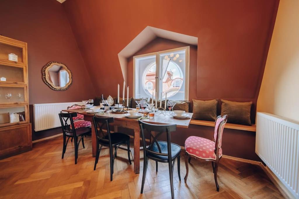 Magnificent Historical Penthouse In The Heart Of Prague Apartment Luaran gambar